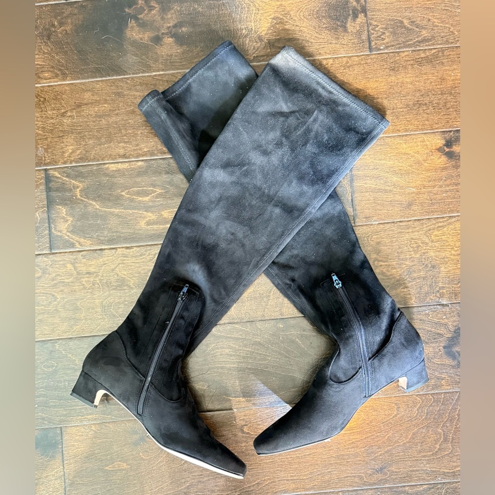 BERNARDO suede‎ black tall knee boots 8.5 NEW kitten heel